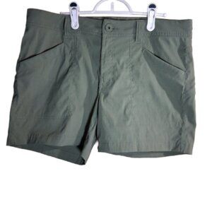 MEC Olive Green Hiking Shorts Size 12